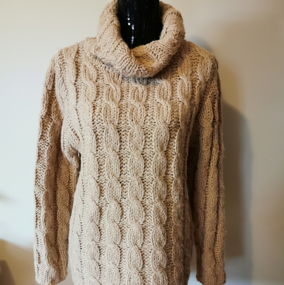 Vintage Graffiti Carmel Cable Knit Sweater Size L